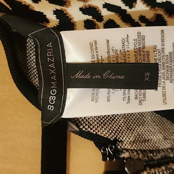 Fancy leopard, body cone,mini dress.beautiful,thick material size xs - Picture 5 of 5